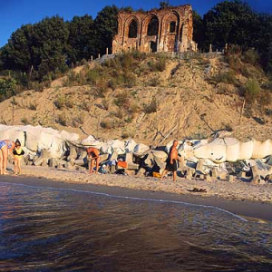 Ruiny Kościoła w Trzęsaczu