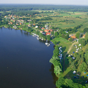 LOTNICZE. PL-Warm-Maz. jezioro Jeziorak, wies Siemiany