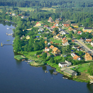 LOTNICZE. PL-Warm-Maz. jezioro Jeziorak, wies Siemiany.