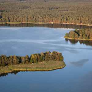 EU, PL, Pomorskie. Pojezierze Kaszubskie. Jezioro Golun.