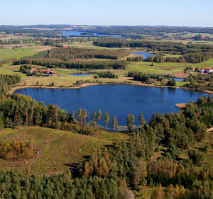 Jezioro Zerbun. EU, Pl, warm-maz. Lotnicze.