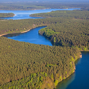 Jezioro Pluszne i Lanskie. EU, PL, Warm-Maz. Lotnicze.