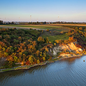 Dobrzyn, panorama od strony Wisly - jezora Wloclawskiego. EU. Pl, Kuj-Pom. Lotnicze.