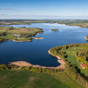 Tlokowo, jezioro Pierscien. EU, Pl, Warm-Maz. Lotnicze.
