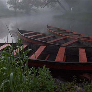 Łodzie na rzece Krutynia w Ukcie.