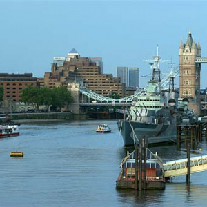 Londyn. Most Tower Bridge na Tamizie