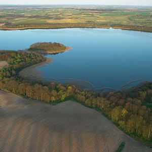 LOTNICZE. Jezioro Tonka. warm-maz