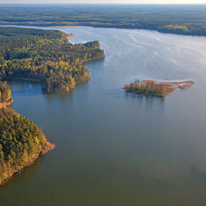 Jezioro Nidzkie, panorama od strony NW. EU, Pl, Warm-Maz. Lotnicze.