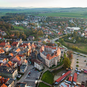 Jawor, panorama na Zamek Piastowski. EU, Pl, Dolnoslaskie. Lotnicze.