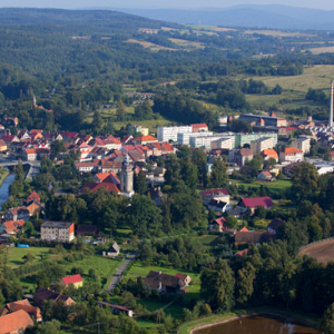 Lesna, panorama na miasto. EU, Pl, Dolnoslaskie. Lotnicze.