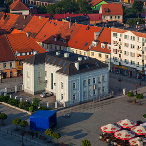 Milicz, panorama na rynek miejski. EU, Pl, Dolnoslaskie. Lotnicze.