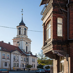 Swiebodzice, panorama na Ratusz Miejski. EU, PL, Dolnoslaskie.