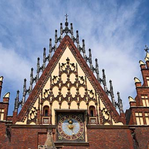 Dolnoslaskie. Wroclaw, elewacja ratusza po stronie wschodniej