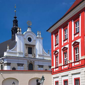 Dolnoslaskie. Wroclaw, Ossolineum i kosciol im. Jezus.