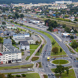 Wloclawek, ulica Stefana Okrzei na wysoksci dworca PKP. EU. Pl, Kuj-Pom. Lotnicze.