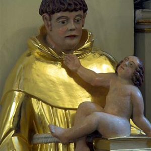 Figurka w kościele Świętego Mikołaja w Szczebrzeszynie