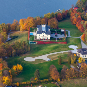 Jezioro Roznowskie w okolicy Grodek. EU, Pl,, Malopolskie. Lotnicze.