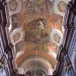 Krakow. Wnetrze kosciola Bonifratow.