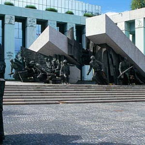 Pomnik powstańców w Warszawie