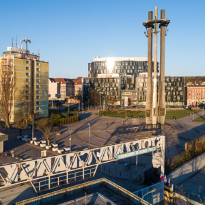 Gdansk, panorama miasta z lotu ptaka-Barama Stoczniowa i Droga Wolnosci. EU. PL,Pomorskie. Lotnicze.