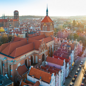Gdansk, panorama miasta z lotu ptaka-kosciol sw. Jana. EU. PL,Pomorskie. Lotnicze.