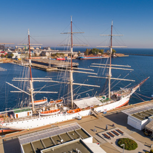 Gdynia, statek muzeum Dar Pomorza EU, PL, Pomorskie. Lotnicze