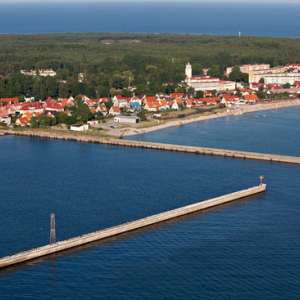 Port w Helu. EU, Pl, Pomorskie. LOTNICZE.