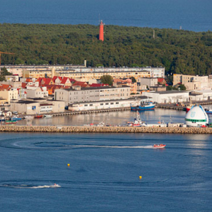 Port w Helu. EU, Pl, Pomorskie. LOTNICZE.