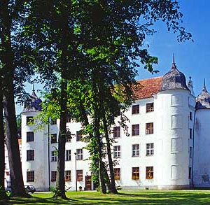 Zamek Rycerski w Kręgu pomorskie