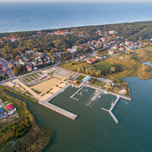 Mierzeja Wislana 06.10.2018 r. Krynica Morska, panorama na port EU, PL, Pomorskie, Lotnicze