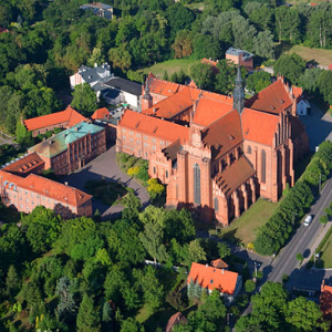 Lotnicze, Pl, pomorskie. Bazylika Katedralna w Pelplinie.