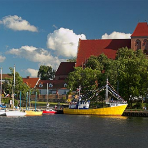 Pomorskie, Puck. Fara od strony Zatoki.