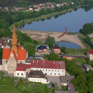 Koprzywnica - Klasztor Cystersow. EU, Pl, Swietokrzyskie. LOTNICZE.