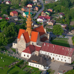 Koprzywnica - Klasztor Cystersow. EU, Pl, Swietokrzyskie. LOTNICZE.