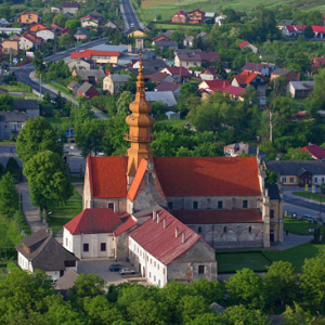 Koprzywnica - Klasztor Cystersow. EU, Pl, Swietokrzyskie. LOTNICZE.