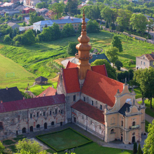 Koprzywnica - Klasztor Cystersow. EU, Pl, Swietokrzyskie. LOTNICZE.