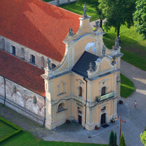 Koprzywnica - Klasztor Cystersow. EU, Pl, Swietokrzyskie. LOTNICZE.