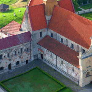 Koprzywnica - Klasztor Cystersow. EU, Pl, Swietokrzyskie. LOTNICZE.