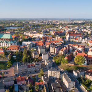 Gniezno, panorama starego miasta od strony S