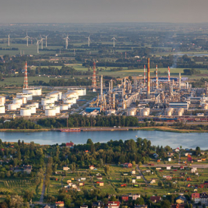 Gdansk, Rafineria Grupy Lotos. EU, PL, Pomorskie. Lotnicze.