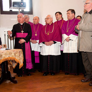 Uroczystosci pogrzebowe Mikolaja Kopernika na olsztynskim zamku 16.03.2010 r.