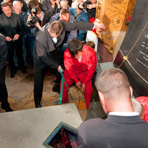 Uroczystosci pogrzebowe szczatkow Mikolaja Kopernika w Katedrze Fromborskiej - 22.05.2010 r.  