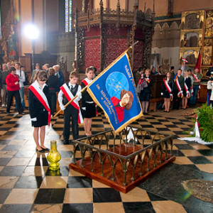 Uroczystosci pogrzebowe szczatkow Mikolaja Kopernika w Katedrze Fromborskiej - 22.05.2010 r.  
