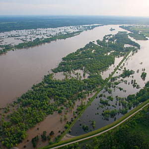 LOTNICZE, PL, Mazowieckie.  Powodz 26.05.2010r. Okolica Budy Borowickie.
