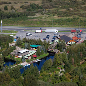 Lotnicze, EU, PL, warm-maz. Nowe Pole, parking przy drodze nr 7 - obwodnicy Elblaga.