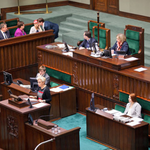Sala Posiedzen Sejmu RP, Stol Prezydialny.