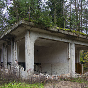 Ludwikowice Klodzkie, dawna, poniemiecka fabryka broni. EU, PL, Dolnoslaskie.