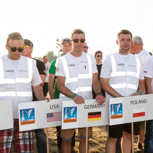 Legnica, 04.07.2015r. II Motoparalotniowe Slalomowe Mistrzostwa Ĺšwiata. Ceremonia zakonczenia zawodow i wreczenia nagrod