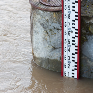 Prosna, pow. ketrzynski. Intensywne jesienne opady deszczu spowodowaly lokalne podtopienia poprzez wystapienie z koryta rz. Guber.. EU, PL, warm-maz