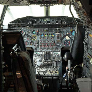 Duxford. Muzeum wojenne. (Flying Experiences at The Imperial War Muzeum)